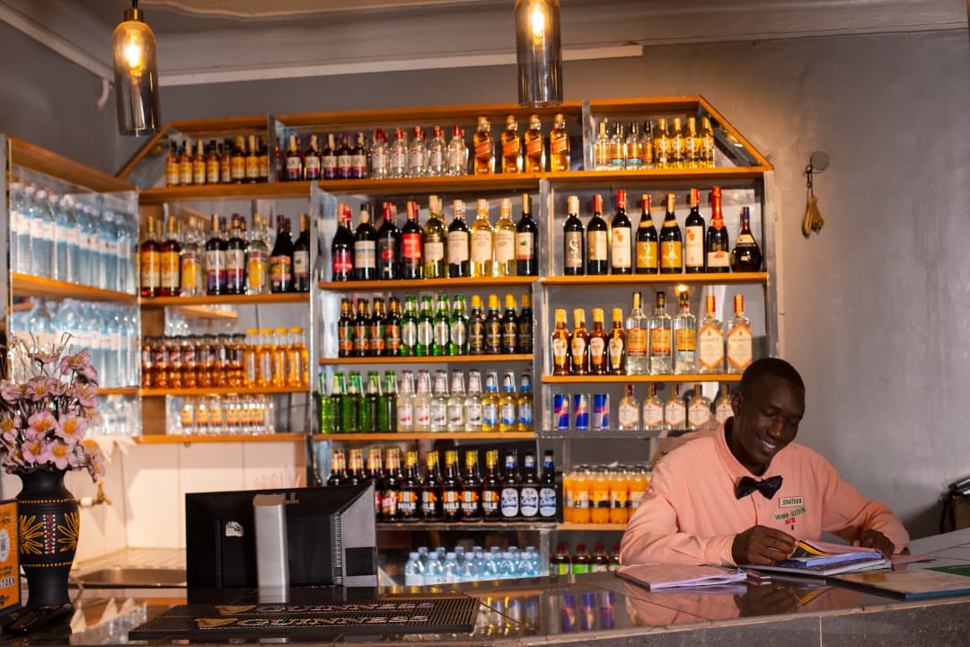 Bar